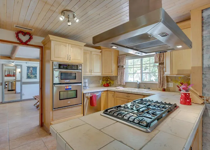 Beautiful Ouray Home W/ Patio - 3 Mi To Downtown!